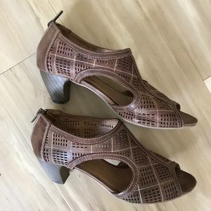 PIKOLINOS Florencia Laser Cut Mid-heel Sandals 38